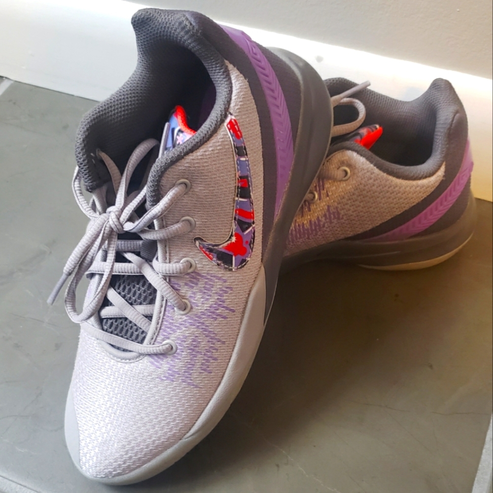 Nike Kylie Flytrap